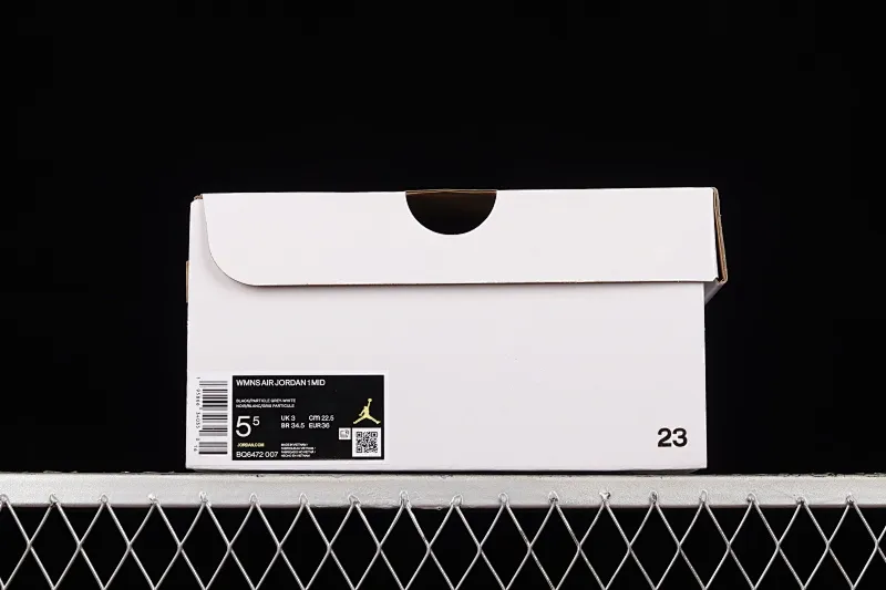 All categories Air Jordan Jordan series basketball shoes Air Jordan 1 Mid G version pure original Air Jordan 1 Mid SE AJ1 Joe 1 small shadow gray mid-top retro basketball shoes BQ6472-007